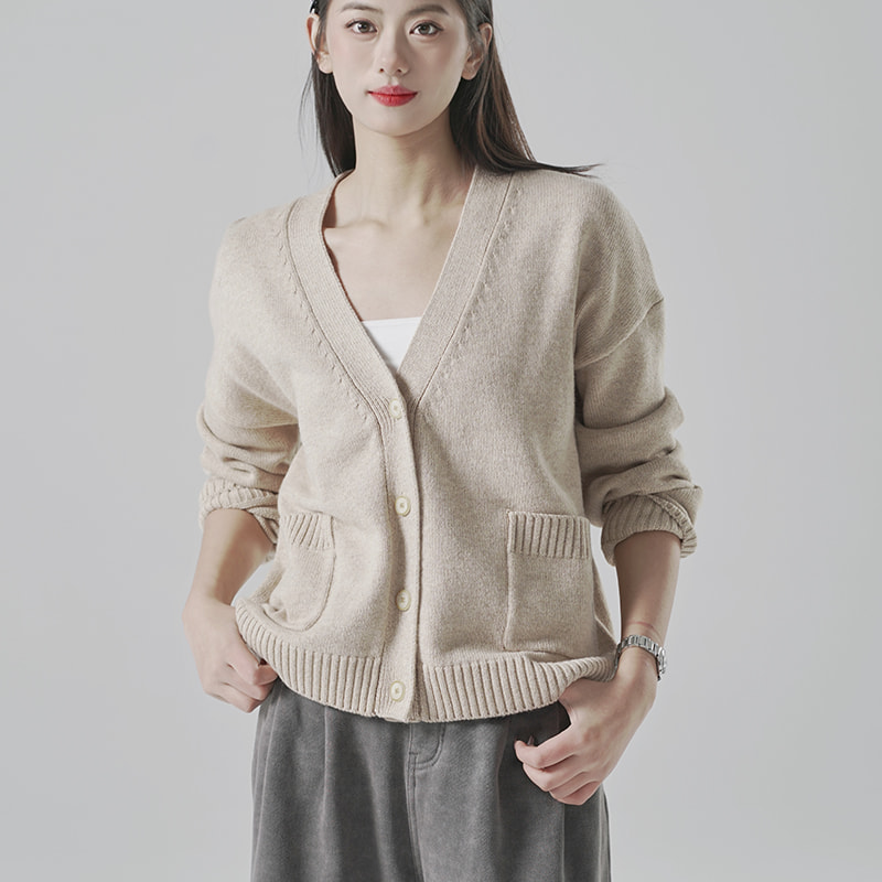 Forskellige sweatermaterialer: En komplet guide til valg af strikfibre